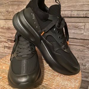 Alexander McQueen Men’s Oversized Runner Nappa Joey 45 (12)